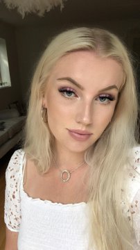 SkinnySofia from Liverpool,United Kingdom